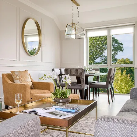 The At Glenlo Abbey And Estate Apartman *